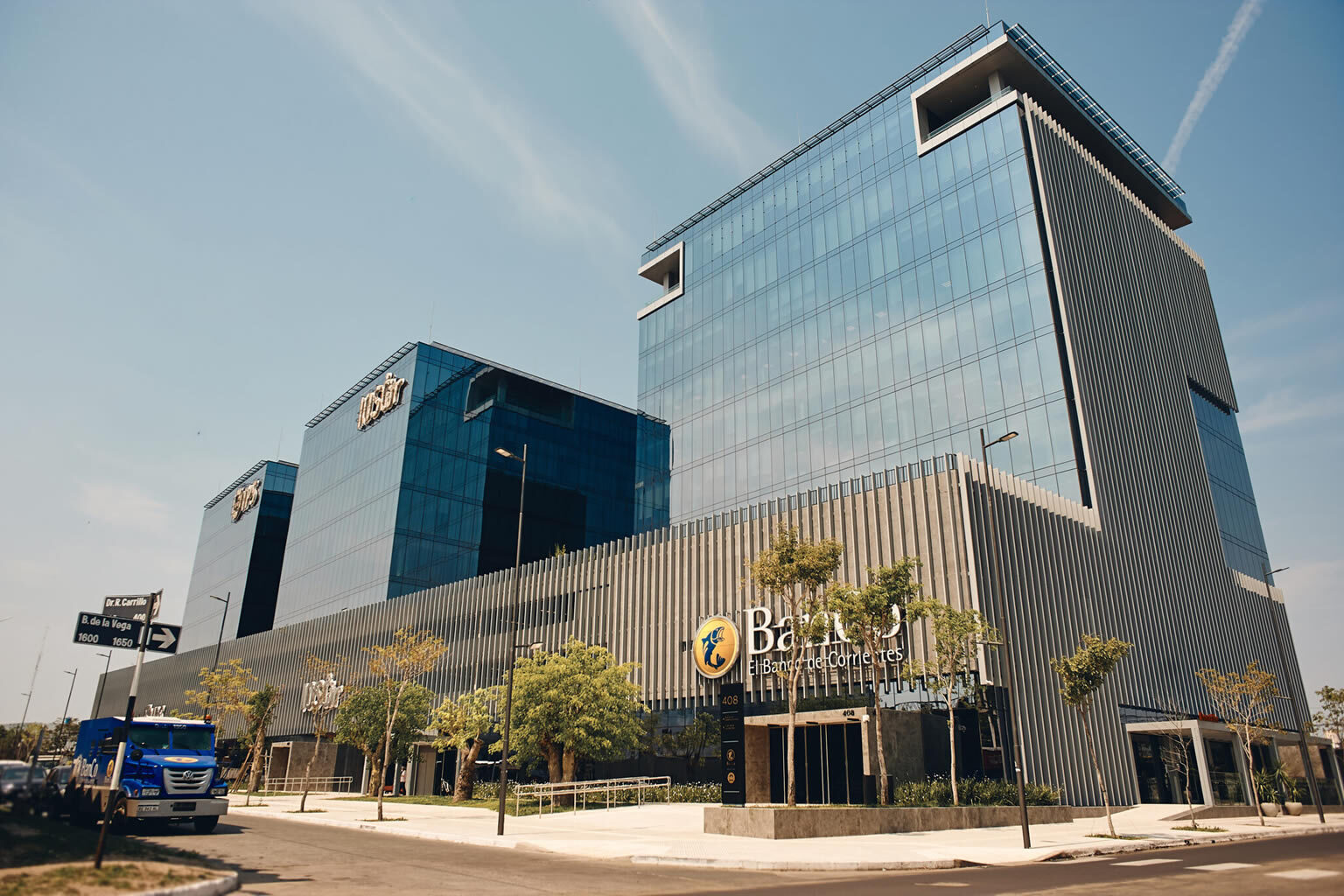 Nueva sede del Banco de Corrientes en el Centro Administrativo